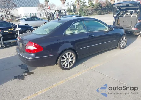 2007 Mercedes-Benz Clk 350 из США, поврежденный, VIN WDBTJ56H17F215817
